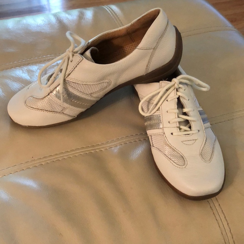 White and Silver Naturalizer Faina Athletic shoe